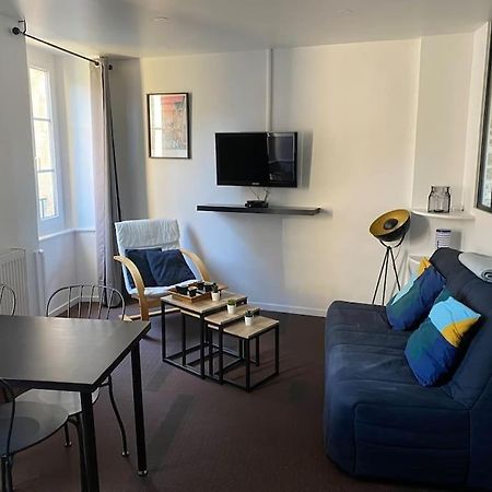 Appartement En Plein Coeur Historique De 디난 외부 사진
